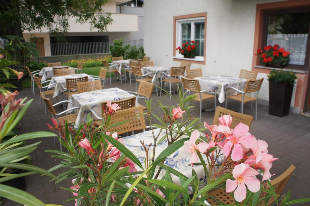 Pension Pernthaler Silandro Esterno foto