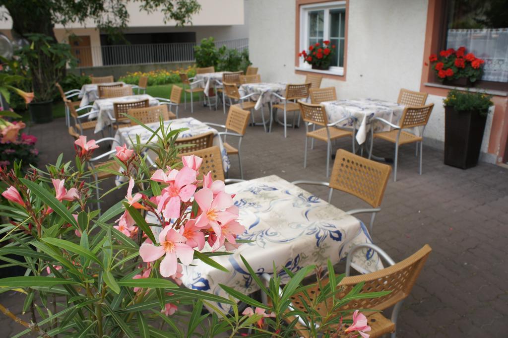 Pension Pernthaler Silandro Esterno foto